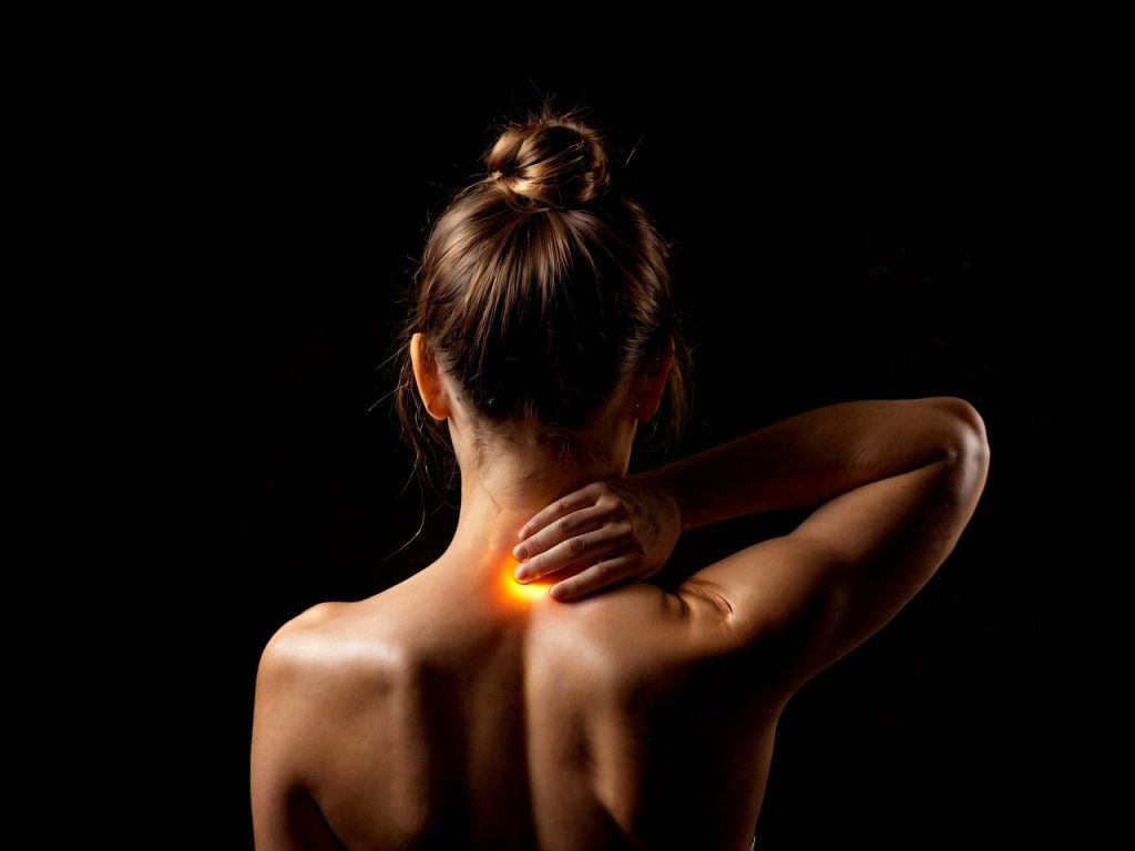 ai generated, woman, back, physio, spine, physical therapy, body, skin, female, pose, health, therapy, massage, treatment, pain, shoulder, back pain, injured, neck pain, pain relief, muscle aches